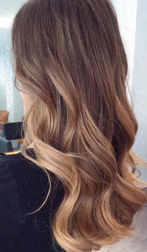 Después: balayage con ondas recién hecho en el salón